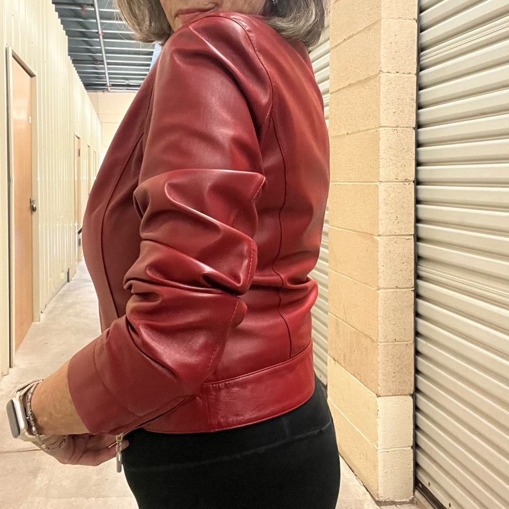 Be Red Leather Jacket - Picture 8 of 9